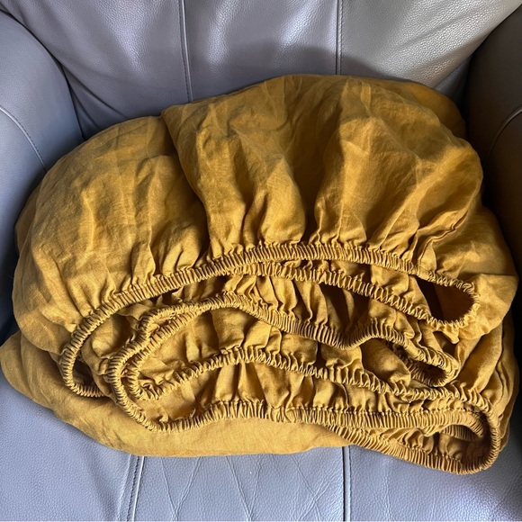 Bed Threads Fitted Sheet 100% French Flax Linen King in Turmeric Breathable Boho - Picture 3 of 9